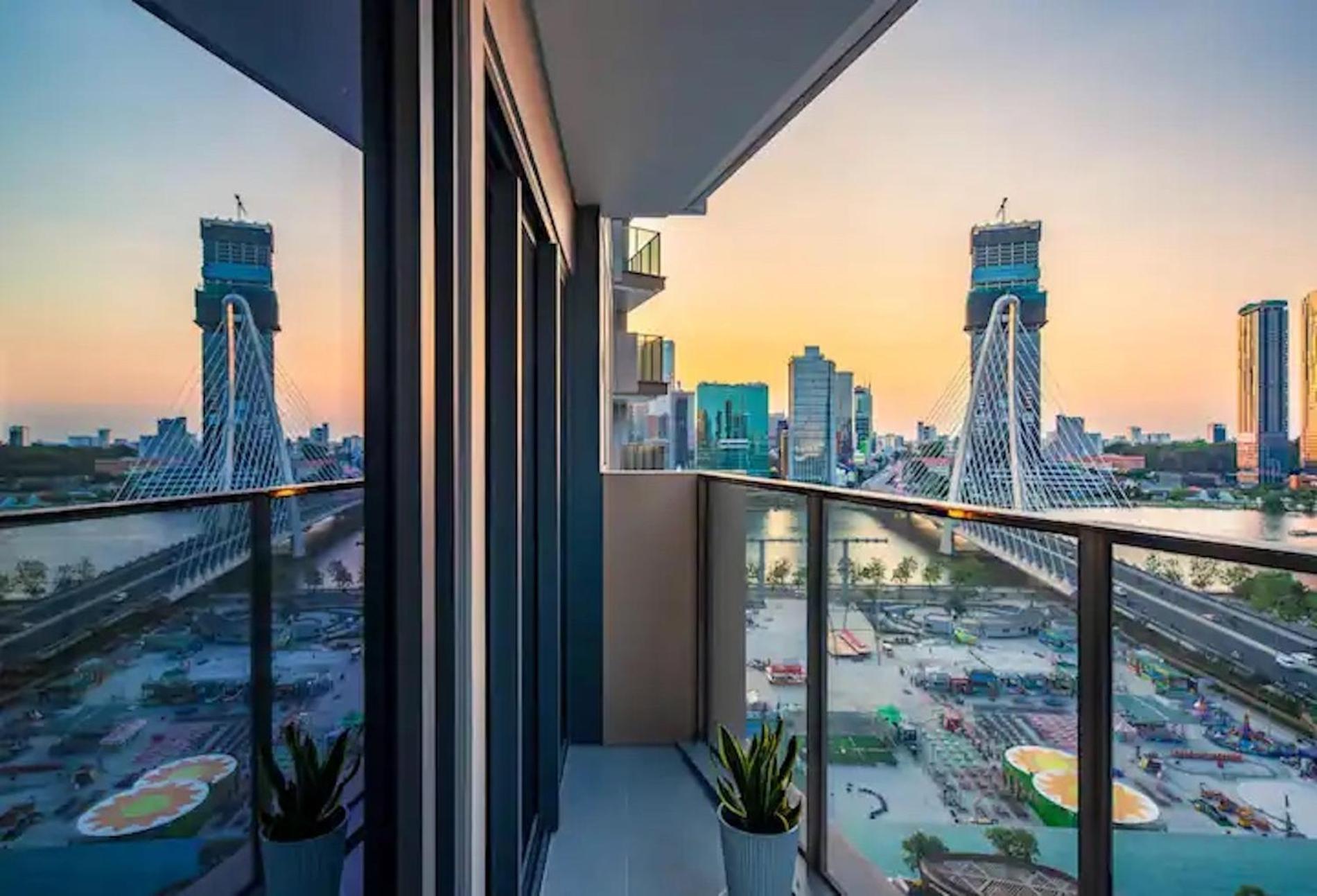 The Opera Apartment Cental Saigon Free Pool-Gym-Sauna Room- Golf Mini Ho Chi Minh-stad Buitenkant foto