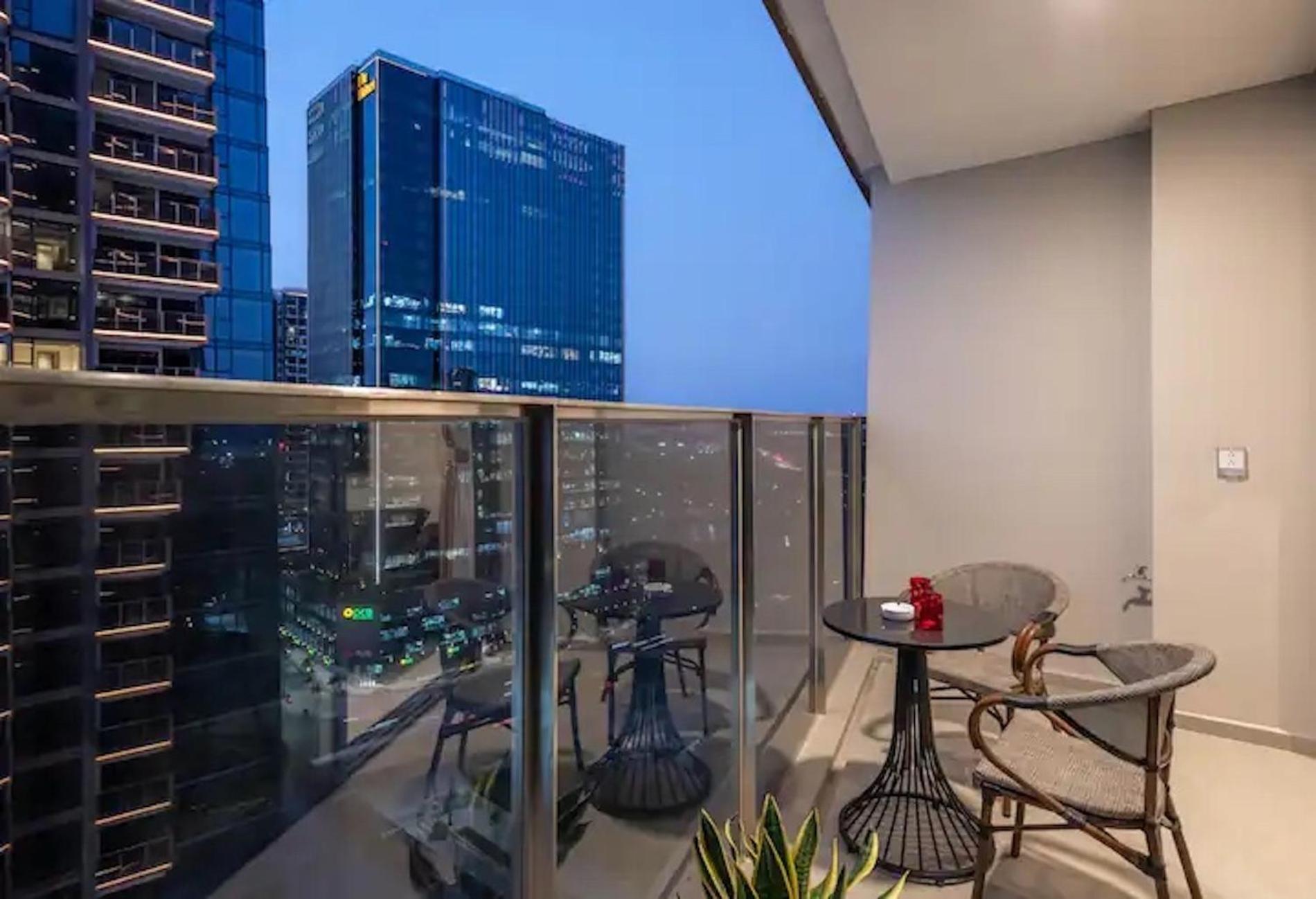 The Opera Apartment Cental Saigon Free Pool-Gym-Sauna Room- Golf Mini Ho Chi Minh-stad Buitenkant foto