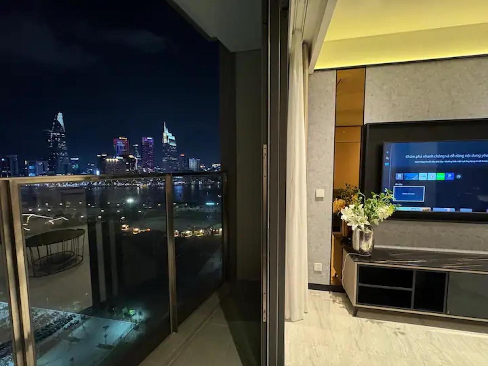 The Opera Apartment Cental Saigon Free Pool-Gym-Sauna Room- Golf Mini Ho Chi Minh-stad Buitenkant foto