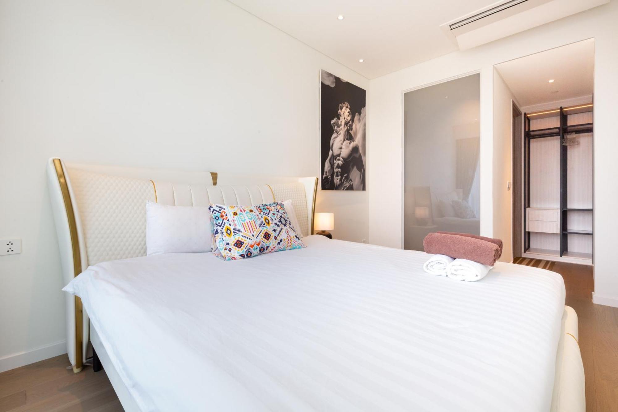 The Opera Apartment Cental Saigon Free Pool-Gym-Sauna Room- Golf Mini Ho Chi Minh-stad Buitenkant foto