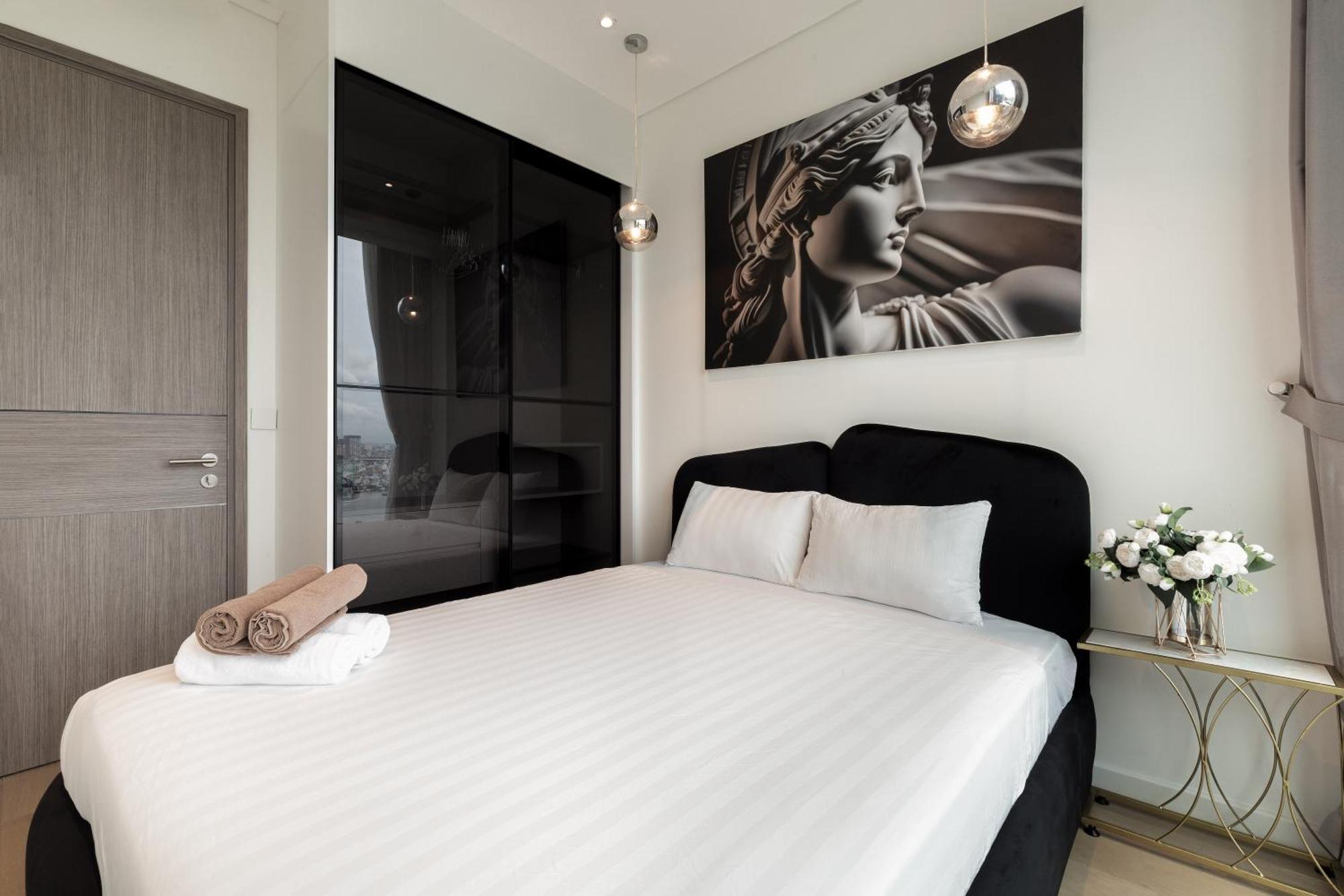 The Opera Apartment Cental Saigon Free Pool-Gym-Sauna Room- Golf Mini Ho Chi Minh-stad Buitenkant foto